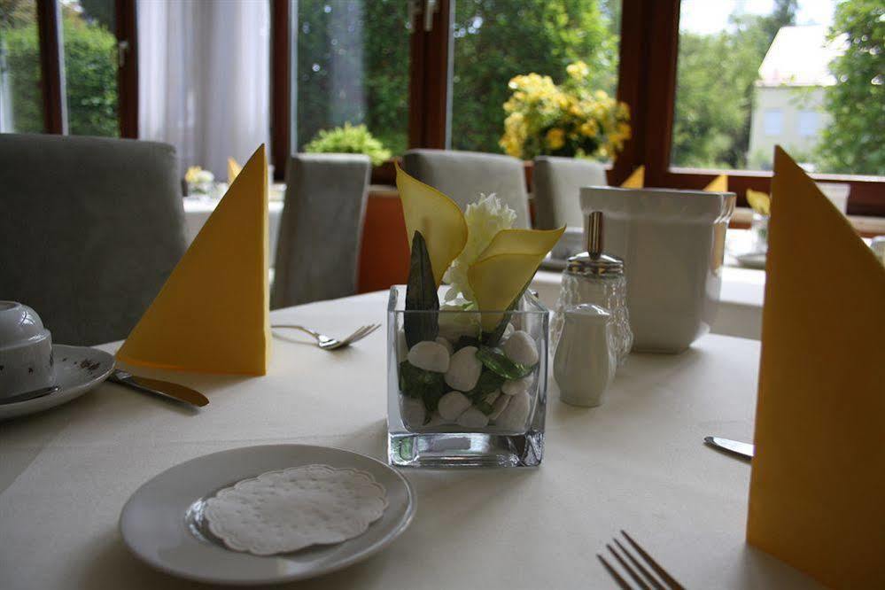 Hotel Cosima Vaterstetten Zewnętrze zdjęcie